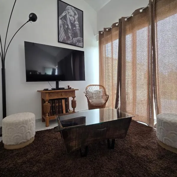 Villa Ma Sueur - Découvrez son histoire，位于Coutras的酒店