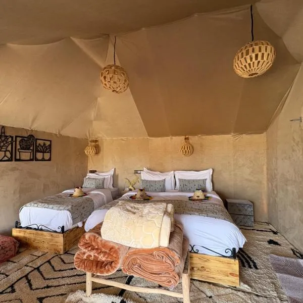 Eternal Luxury Camp，位于梅尔祖卡的酒店