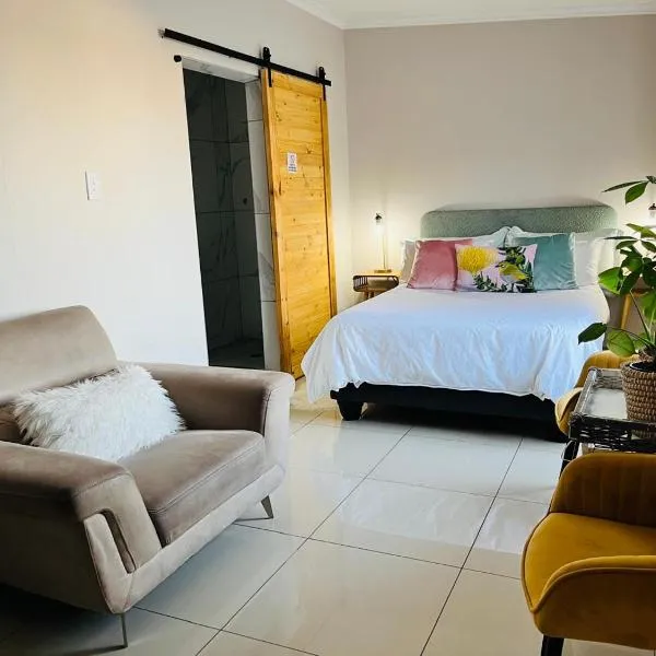 Algo Eden Stays-Sunbird Suite，位于Gqeberha的酒店