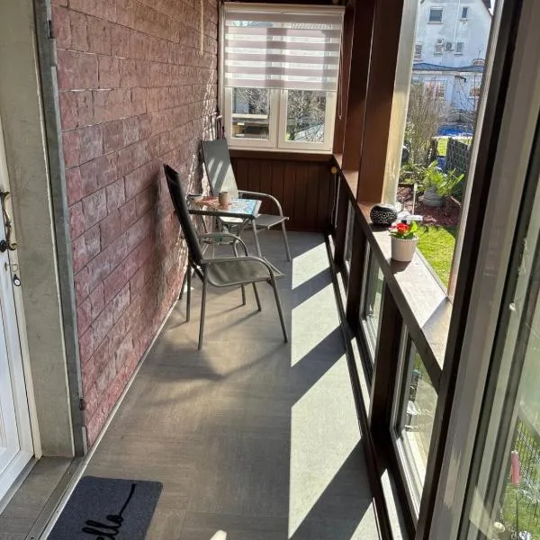 Top location central，位于吕塞尔斯海姆的酒店