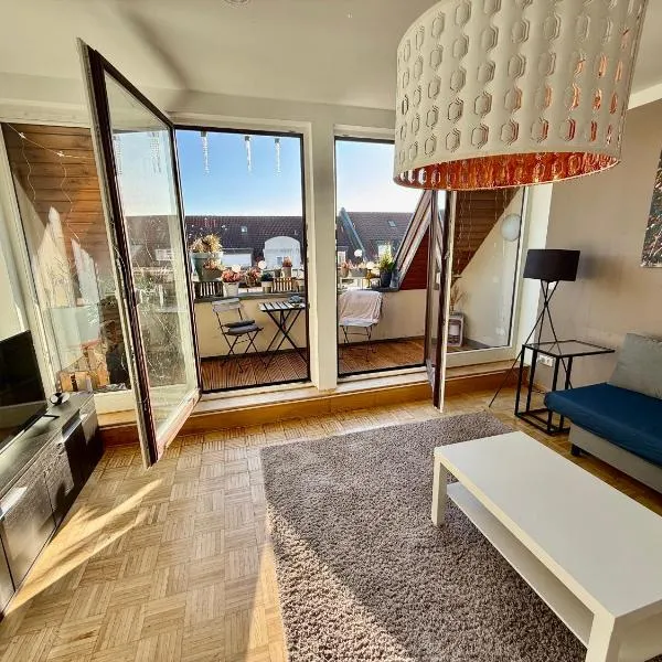 Großzügige, sonnige Dachgeschosswohnung mit Balkon，位于莱比锡的酒店