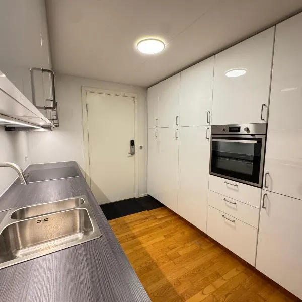 Charming Nordic Home Sleeps up to 6 - Near Copenhagen，位于法鲁姆的酒店