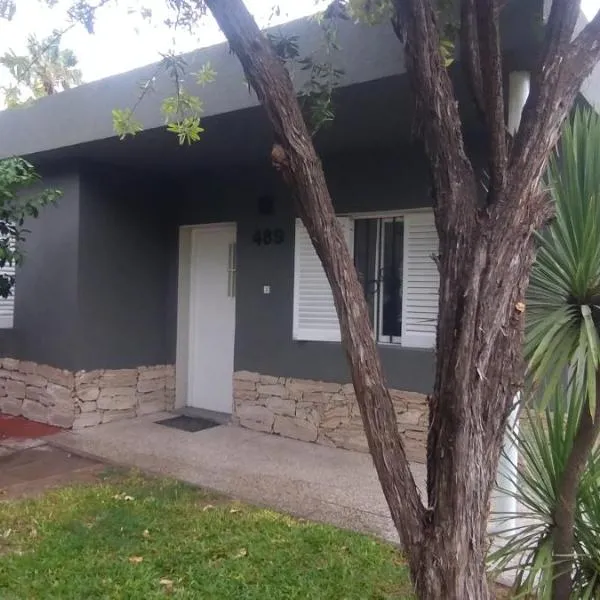 Casa en Funes Naturaleza y relax cerca de Rosario，位于富内斯的酒店
