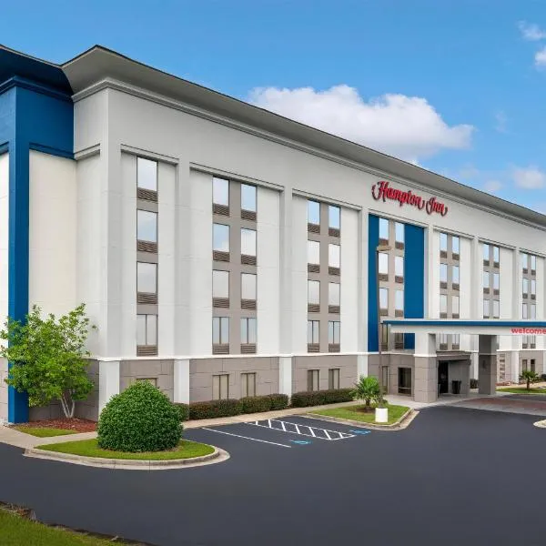 Hampton Inn Columbia Northeast-Fort Jackson Area，位于哥伦比亚的酒店