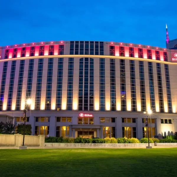 纳什维尔市区希尔顿酒店，位于纳什维尔的酒店