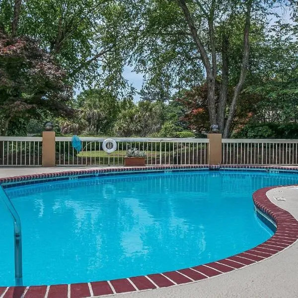 Quality Inn Sumter near Shaw AFB，位于萨姆特的酒店