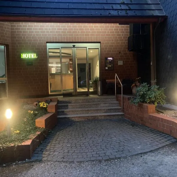 布鲁肯布里克伯格酒店，位于希尔德斯海姆的酒店
