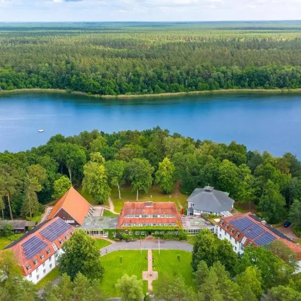 杜勒西-是弗黑德酒店，位于滕普林的酒店