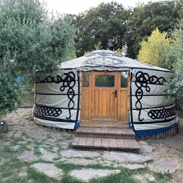 Yurta Agricamping Villamagra，位于圣卢切的酒店