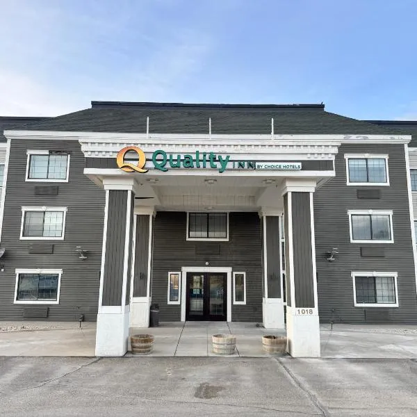 Quality Inn Carlin，位于Carlin的酒店
