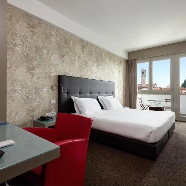 贝斯特韦斯特欧陆酒店，位于乌迪内的酒店