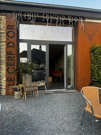 Le Cerf d'Or，位于埃尔伯蒙的酒店