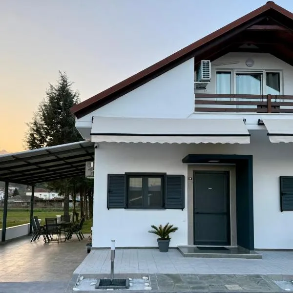 Eunoia Homestay & BnB - Loutra Pozar, Aridaia，位于阿瑞达伊亚的酒店