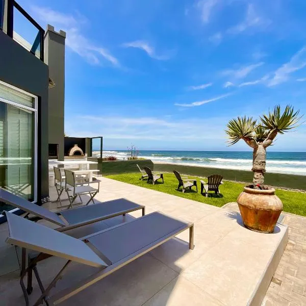 Pebble Beach Seafront Condo，位于斯瓦科普蒙德的酒店