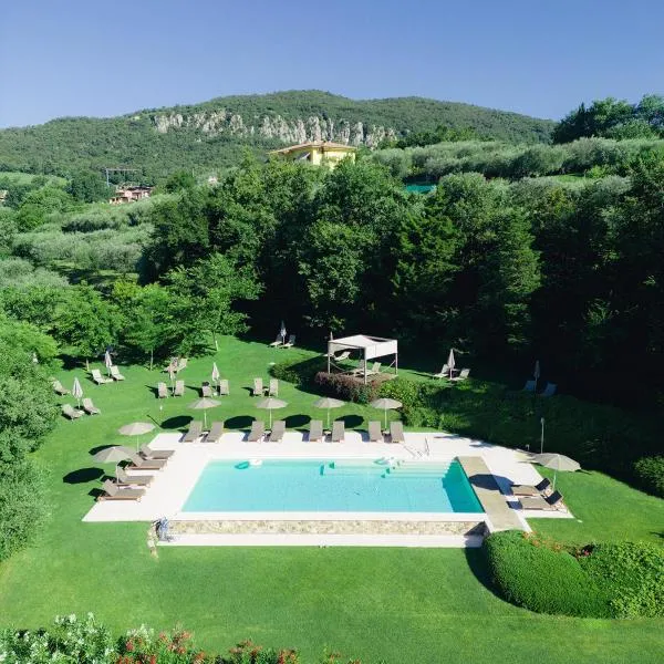 Relais Rossar Boutique Hotel Garda & Hills，位于科斯特曼诺的酒店