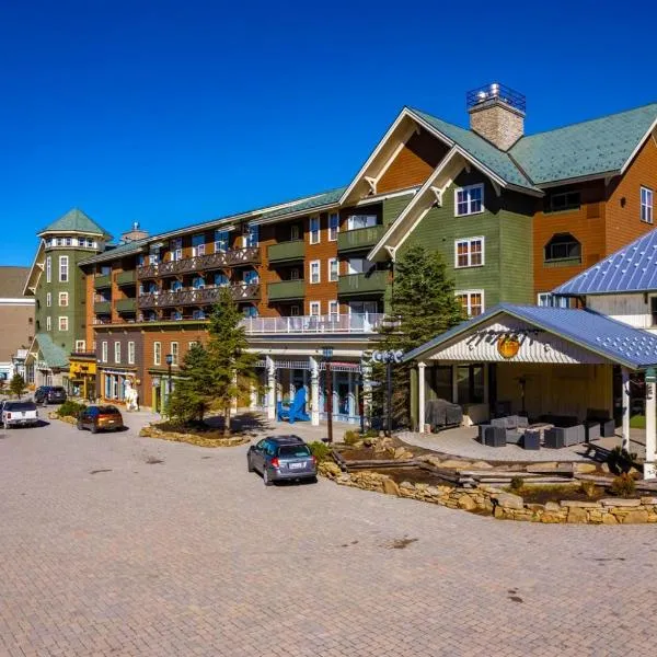 HH207 Ski-inSki-out Condo Hot Tub Sleeps 4，位于斯诺肖的酒店