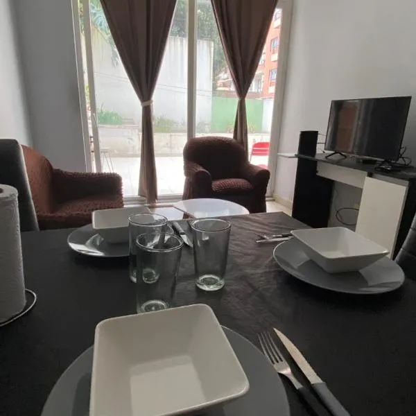 PB-Súper dpto Morón centro，位于莫龙的酒店