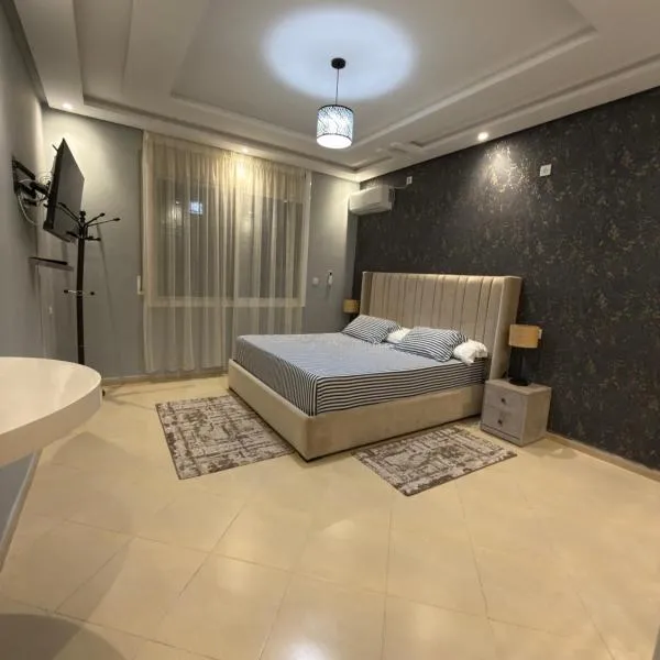 Appartement Nourine 2 Hay Al-Matar, Nador，位于纳祖尔的酒店