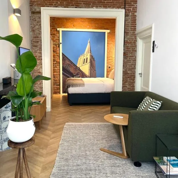 Bij de Kerk，位于杜斯堡的酒店