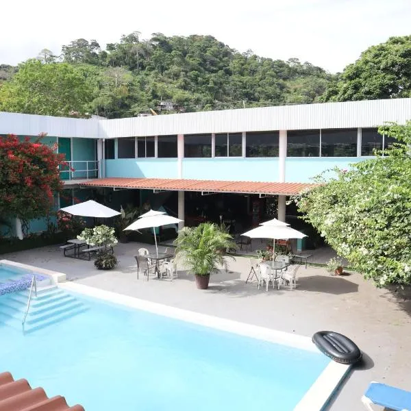 Pacific Coast Hotel，位于普拉亚伯尼塔村的酒店