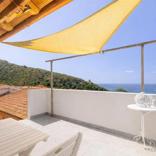 Il Gelso - Casa Vacanza Vista Mare a Pomonte - Isola Elba，位于马尔恰纳的酒店