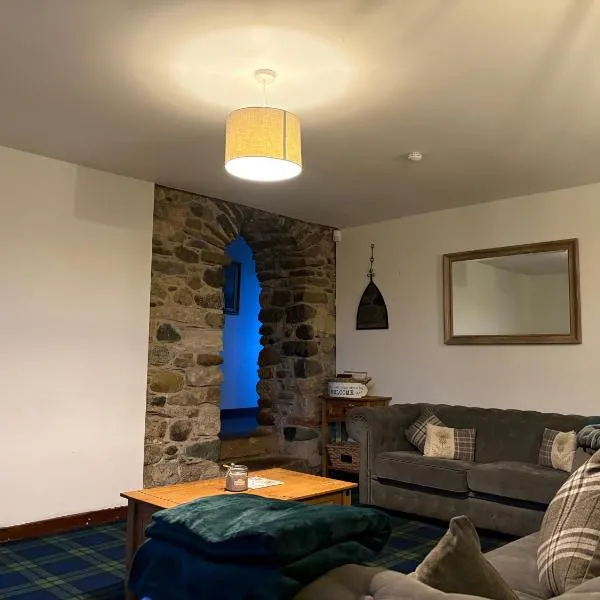 Meadowhead Cottage, Traditional Scottish Cottage,位于Waterside的酒店