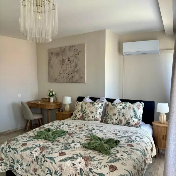 HelloWine Apartman，位于埃格尔的酒店