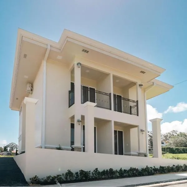 Apartamento Bromelias Lodge CR Aguas Zarcas,位于Aguas Zarcas的酒店