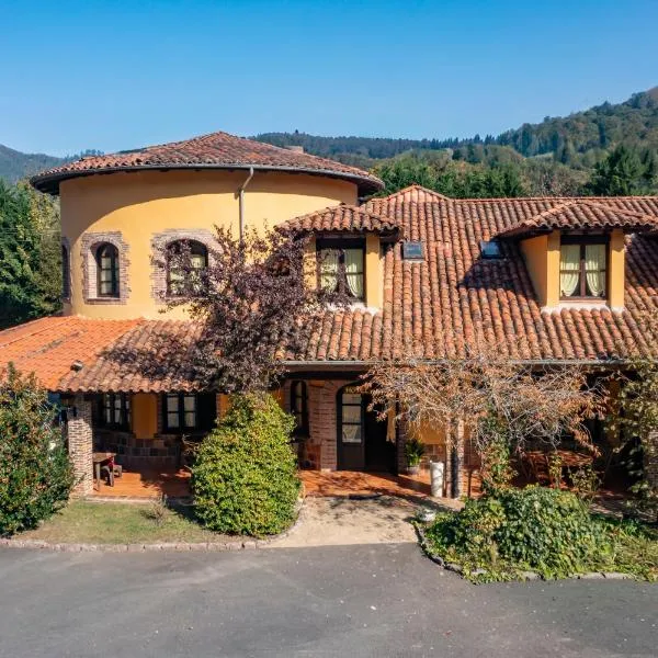 Hotel El Bricial，位于索托德坎加斯的酒店