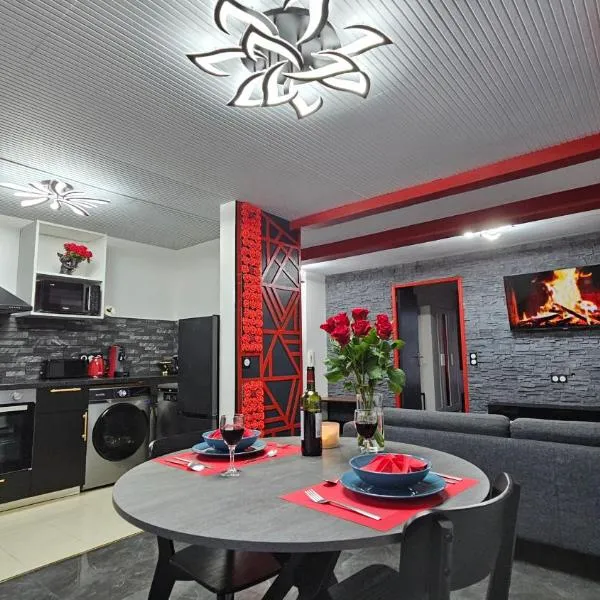 La Suite Rouge Proche Paris & Stade De France，位于德朗西的酒店