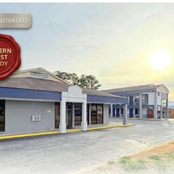 OYO Hotel Williamston，位于威廉斯顿的酒店