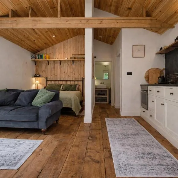 A Somerset Countryside Lodge,位于Holcombe的酒店