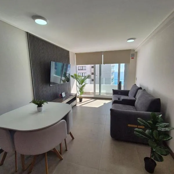 Apartment in Playa Brava Ocean View & SmartLock，位于伊基克的酒店