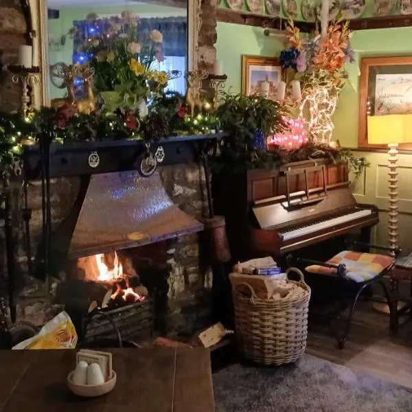 Brunant Arms Hotel，位于Caio的酒店