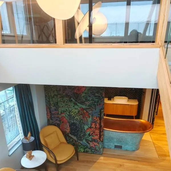 Pinnacle Suites Hotel，位于考斯的酒店