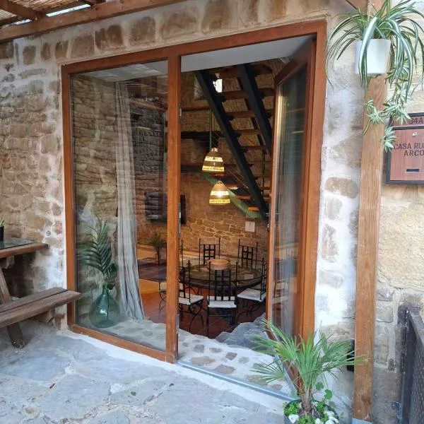 Casa Rural Arco Navarra，位于Artariáin的酒店
