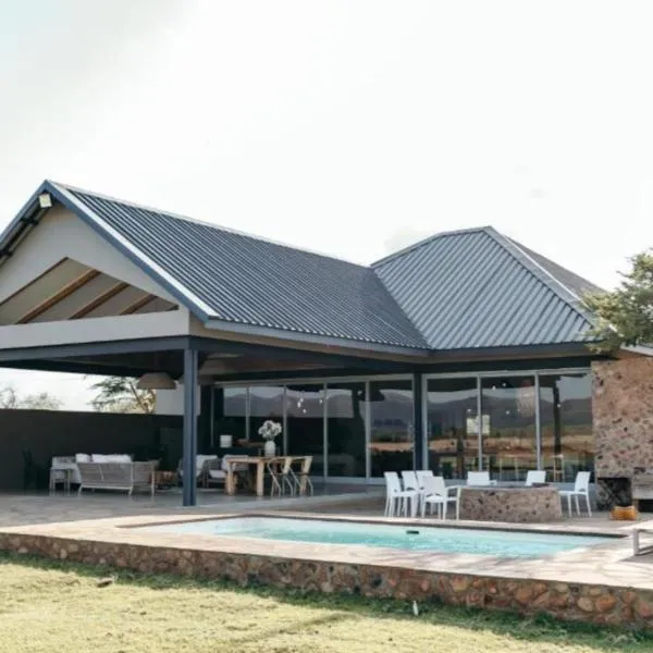 Stroomrivier Lodge，位于Boshoek的酒店