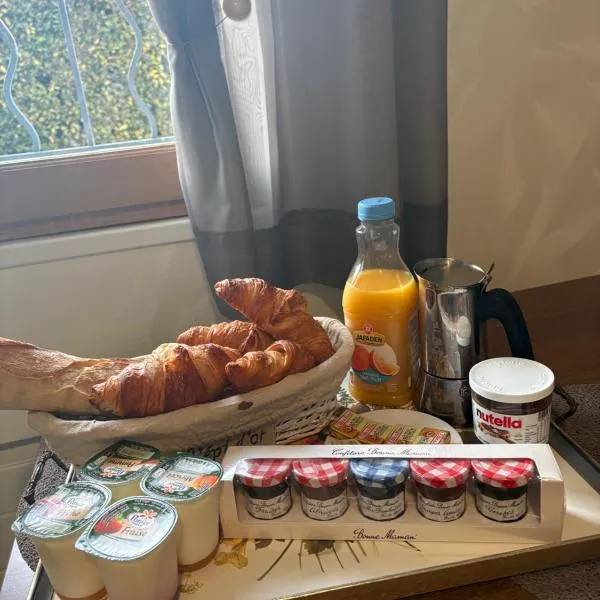 Le Petit Jardin，位于蒙索莱米讷的酒店
