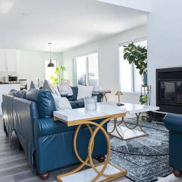 Cozy Cottage, The Getaway in Quebec，位于Brownsburg的酒店