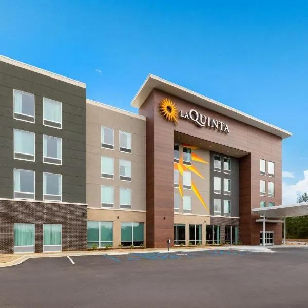 La Quinta Inn & Suites by Wyndham Athens I-65，位于雅典的酒店