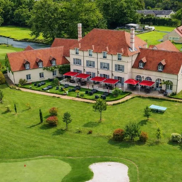 Logis Hôtel Restaurant- Domaine de l'Orangerie，位于Bonnat的酒店