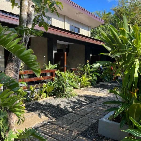 Hidden Garden Villa，位于爱妮岛的酒店