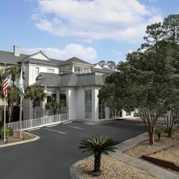 希尔顿黑得希尔顿花园酒店，位于希尔顿黑德岛的酒店