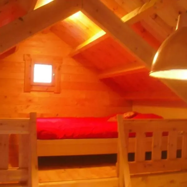 Chalet de vacances Col de la Faucille，位于米茹的酒店
