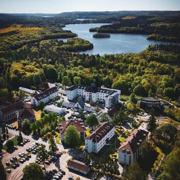 维特斯胡斯会议中心酒店，位于锡尔克堡的酒店