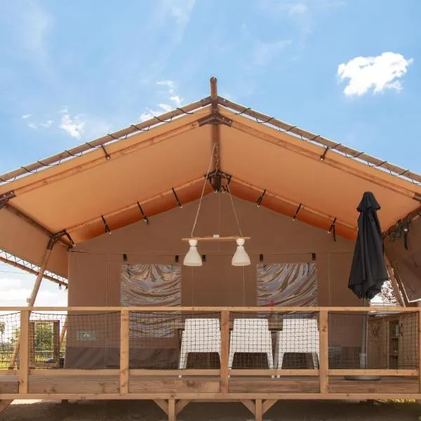 Lodge Holidays - Glamping Heart of Nature，位于雷布尼克的酒店