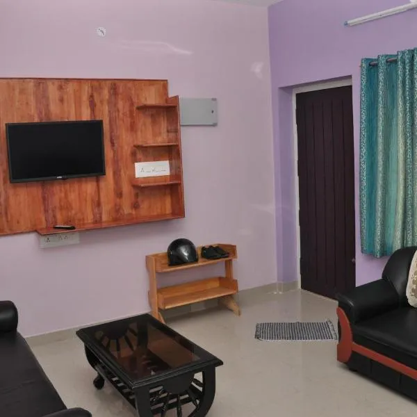 Srirangam Service Apartment，位于Samayapuram的酒店
