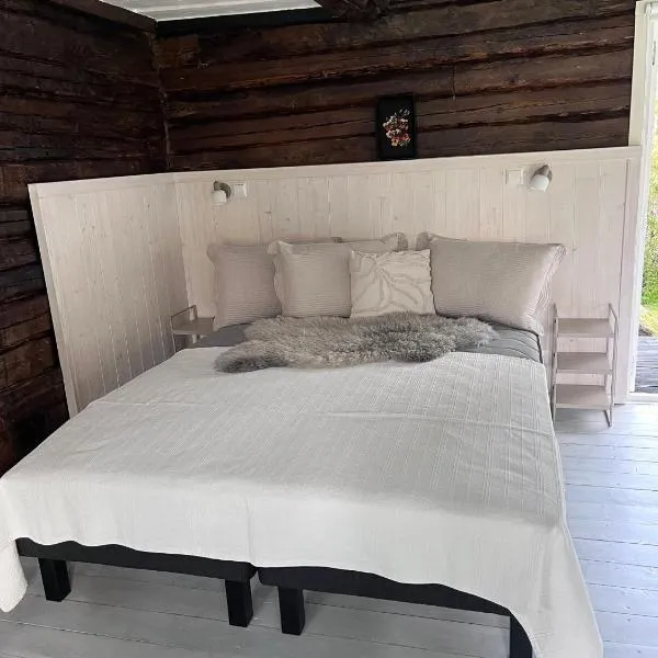 Aadu Holiday Farm，位于Suure-Rootsi的酒店