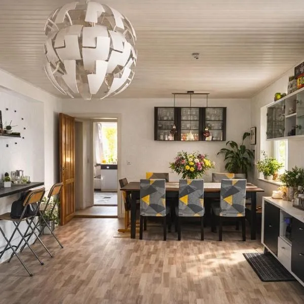 Entire house only 20 min from Copenhagen center，位于措斯楚斯的酒店