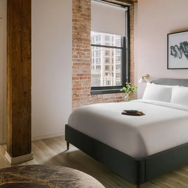 LIVN West Loop Chicago Queen Superior Studio,位于芝加哥的酒店